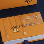 𝐋𝐕 Essential V Necklace With Earrings