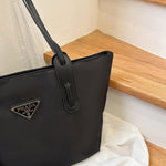 𝐏𝐚𝐫𝐚𝐝𝐚 Nylon Noir Tote Bag